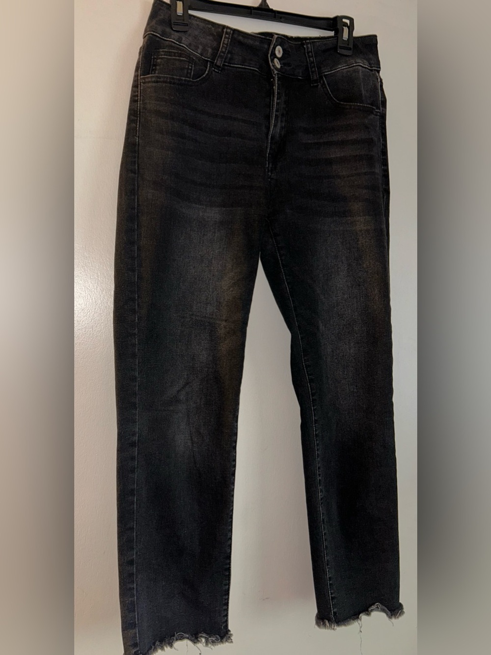 Woman’s High Waisted Straight Leg Jeans - Black